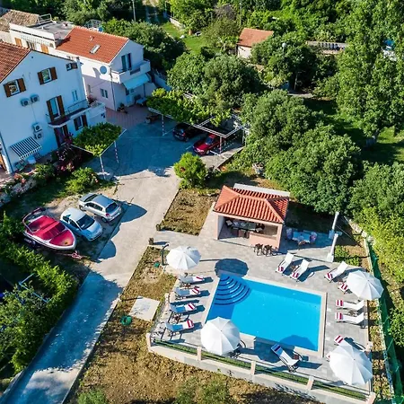 Mali Paradiso - Comfort One Bedroom With Balcony And Poo... Lägenhet